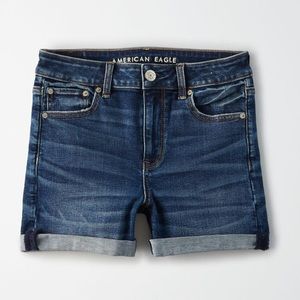 Brand new American Eagle midi shorts